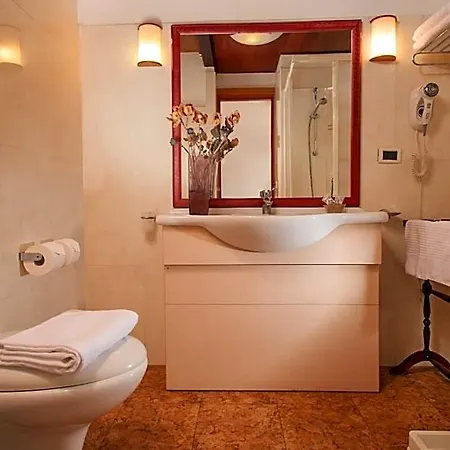 Hotel Sant'angelo 3*