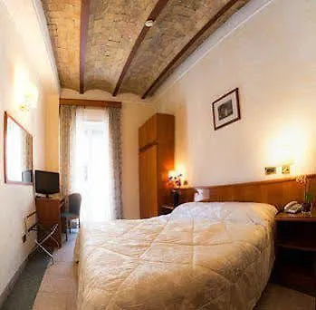 Sant'angelo Hotell 3*